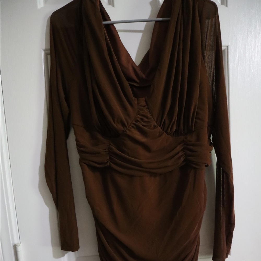 SHEIN Plus V-Back Ruched Mesh Dress - Picture 6 of 7